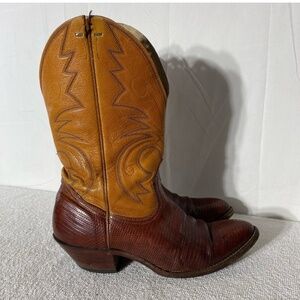 Vintage Leather Western Cowboy Boots With Vibram Soles 8.5